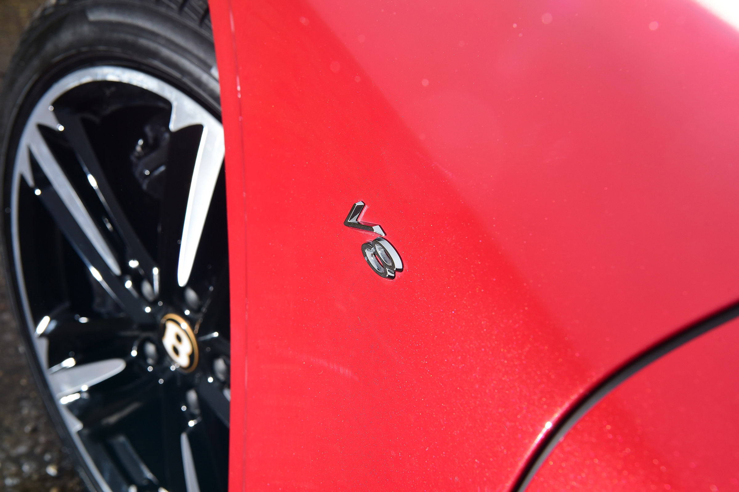 Bentley Continental GT V8 - V8 badge