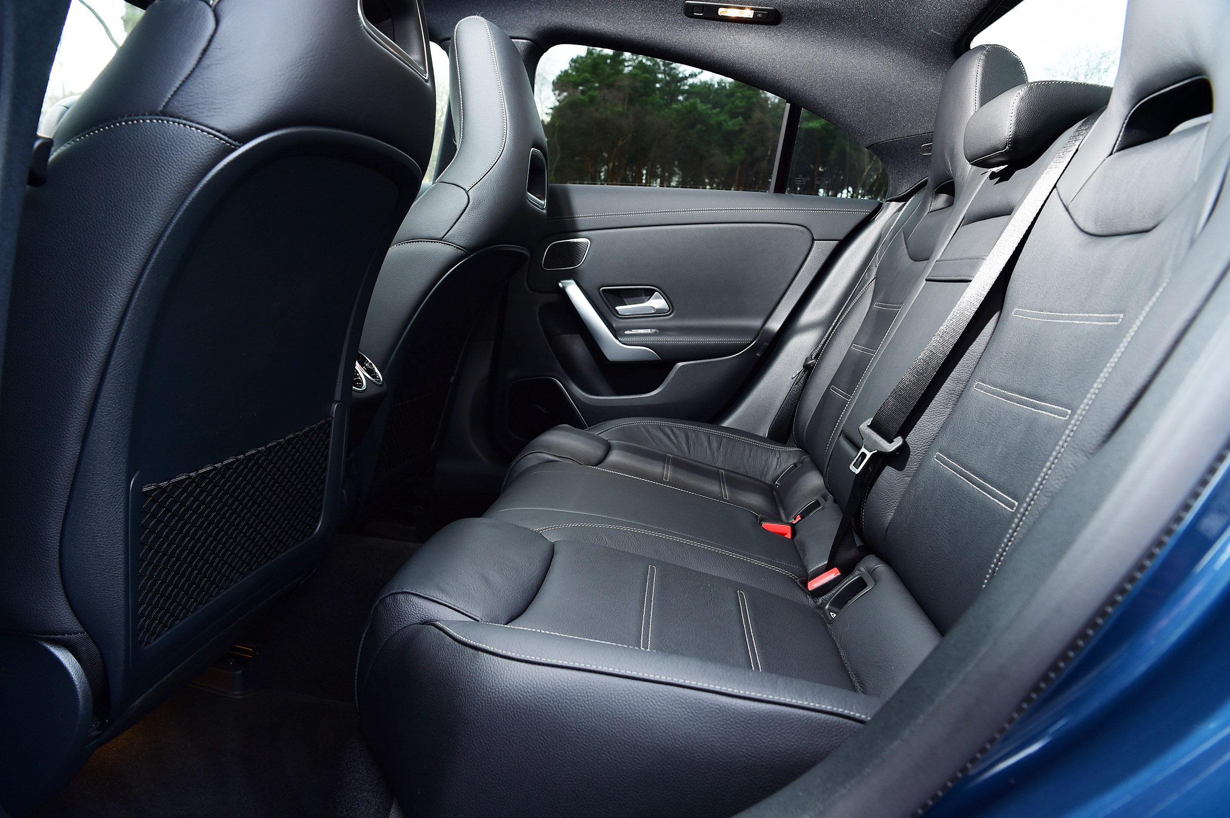 Mercedes-AMG CLA 35 - rear seats
