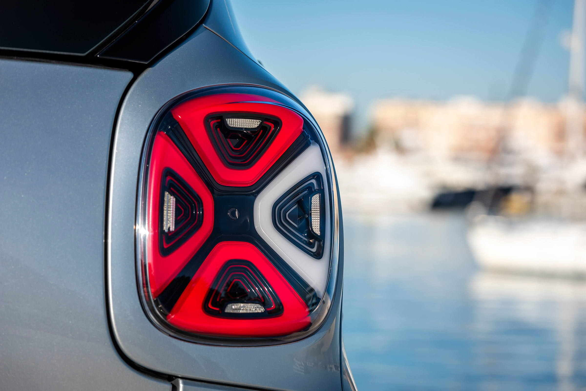 Smart EQ ForTwo - rear lights
