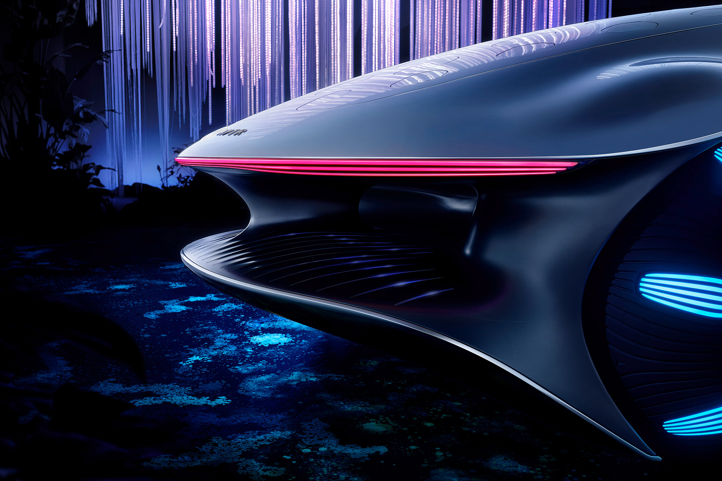 Mercedes Vision AVTR concept - rear light