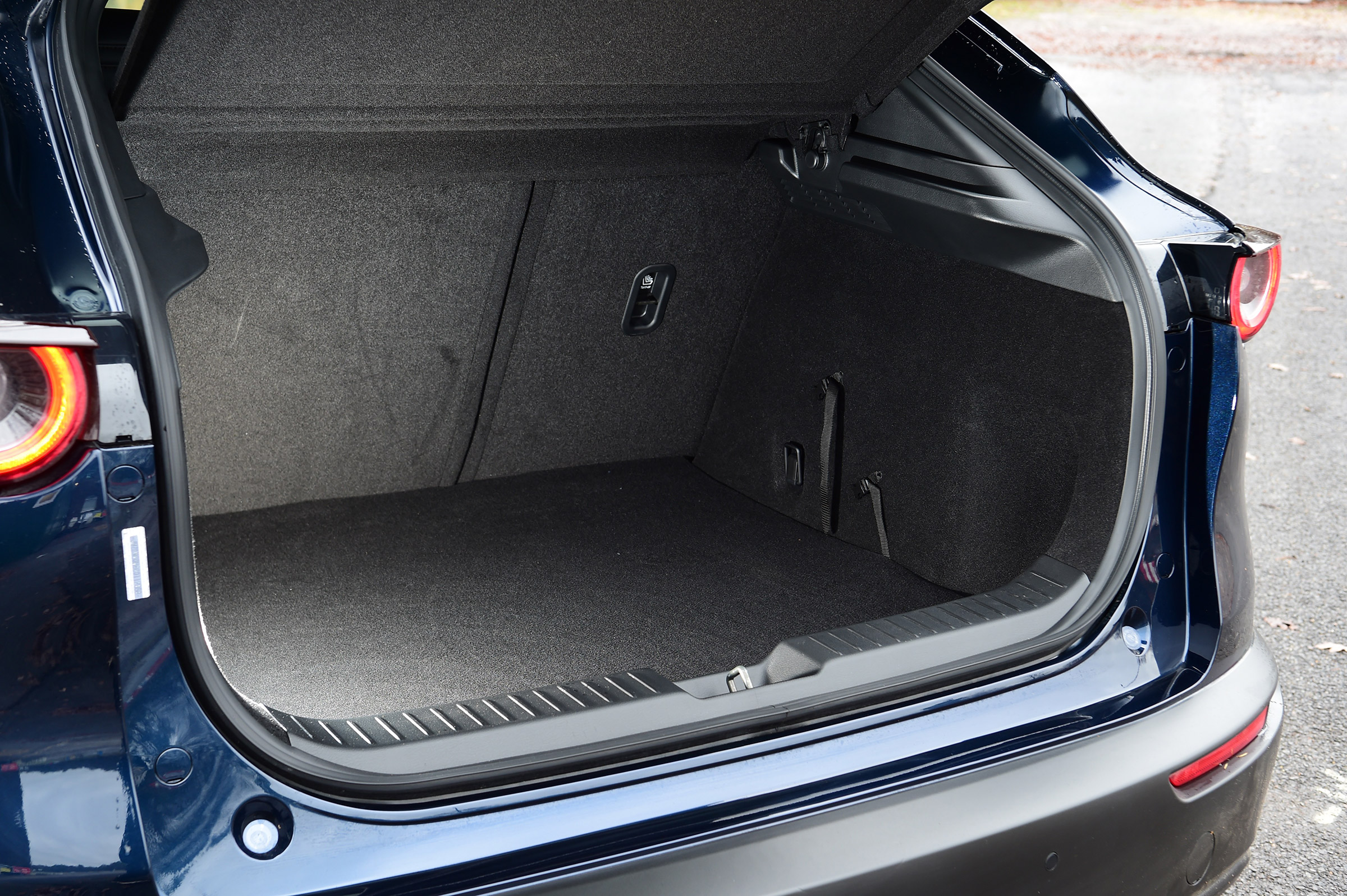 Mazda CX-30 - boot