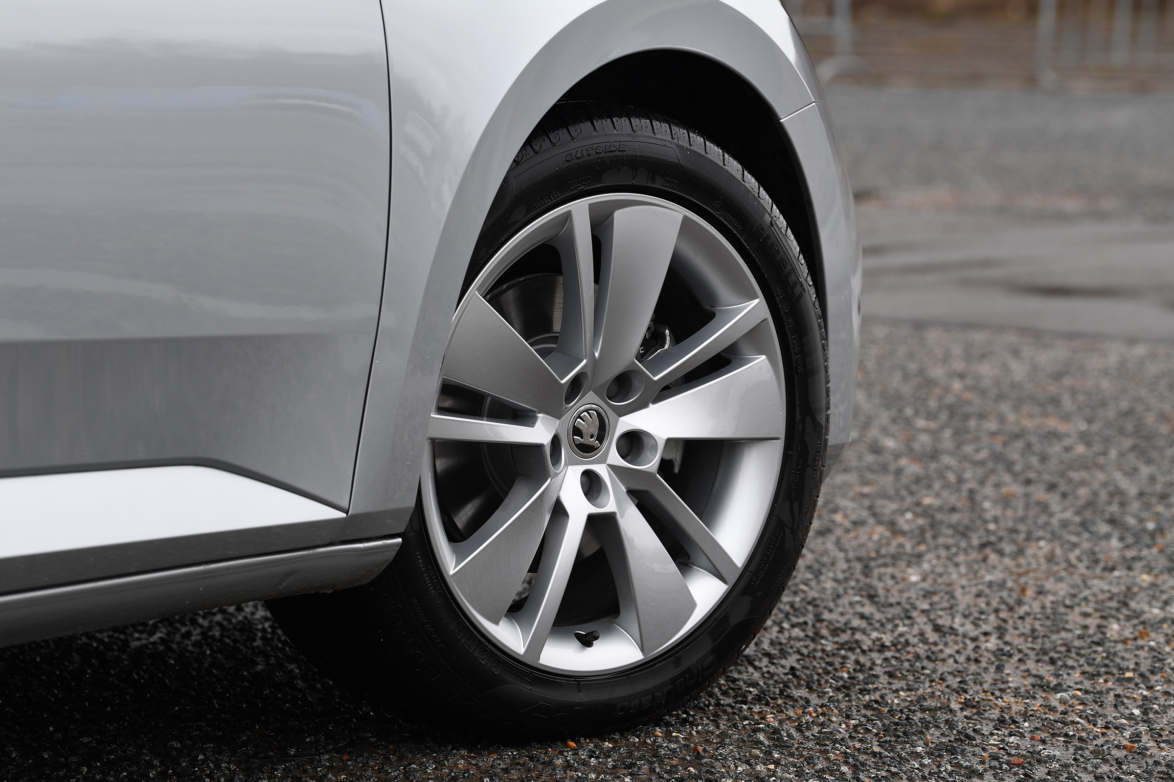 Skoda Superb iV Estate - wheel