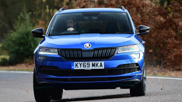 Skoda Karoq - front action