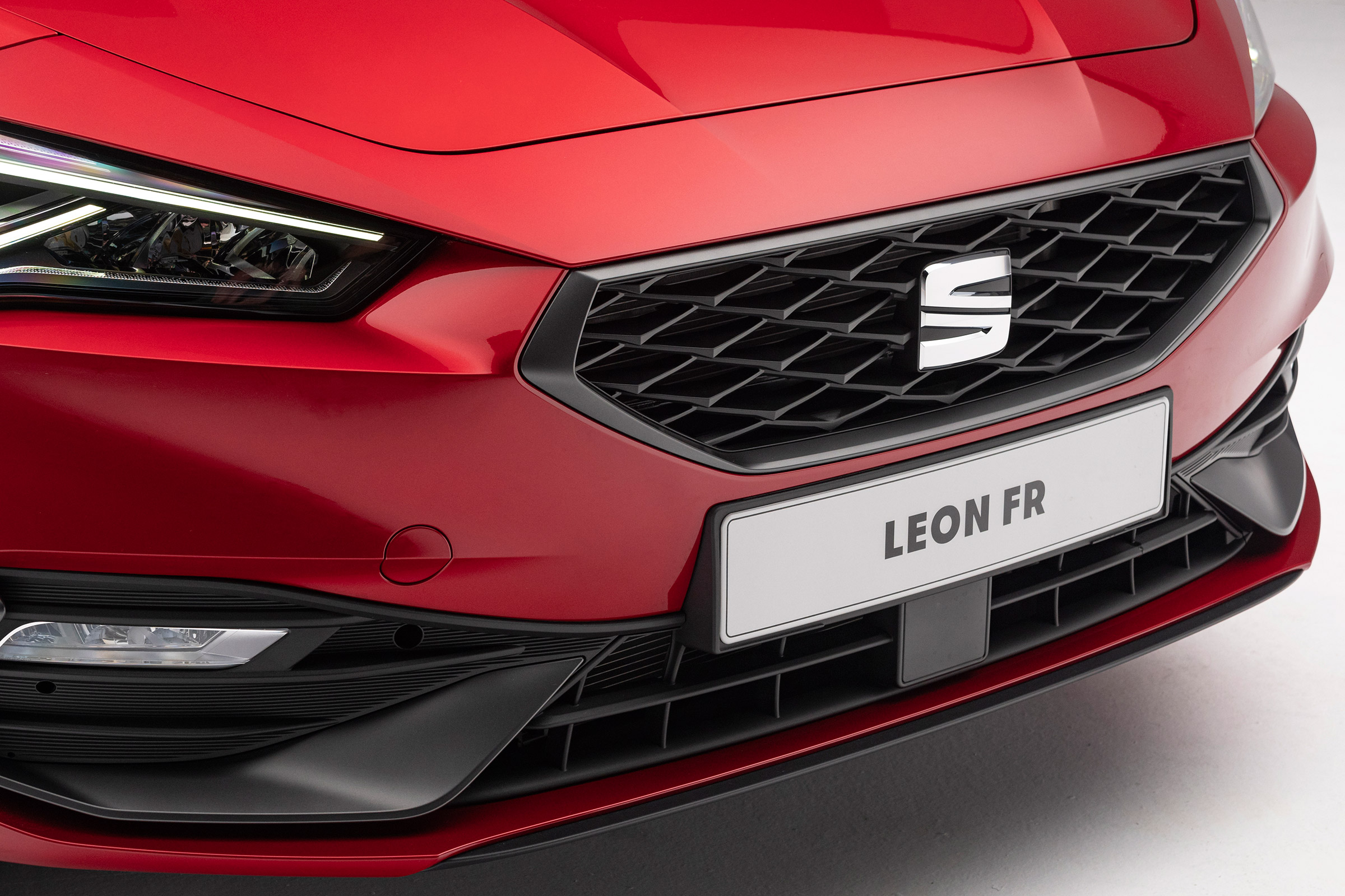 SEAT Leon - grille