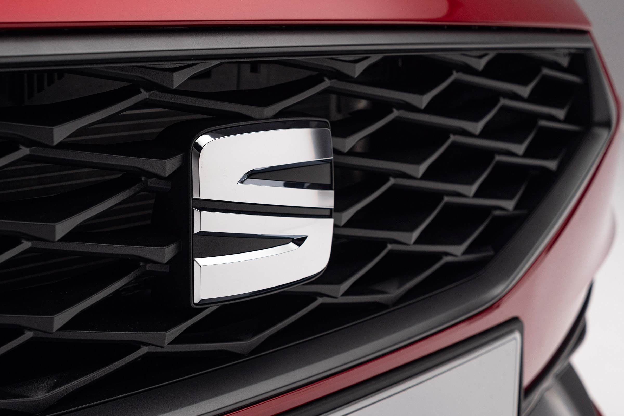 SEAT Leon - grille detail