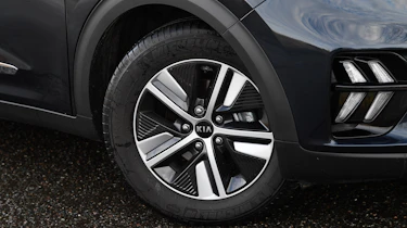 Kia Niro PHEV - wheel