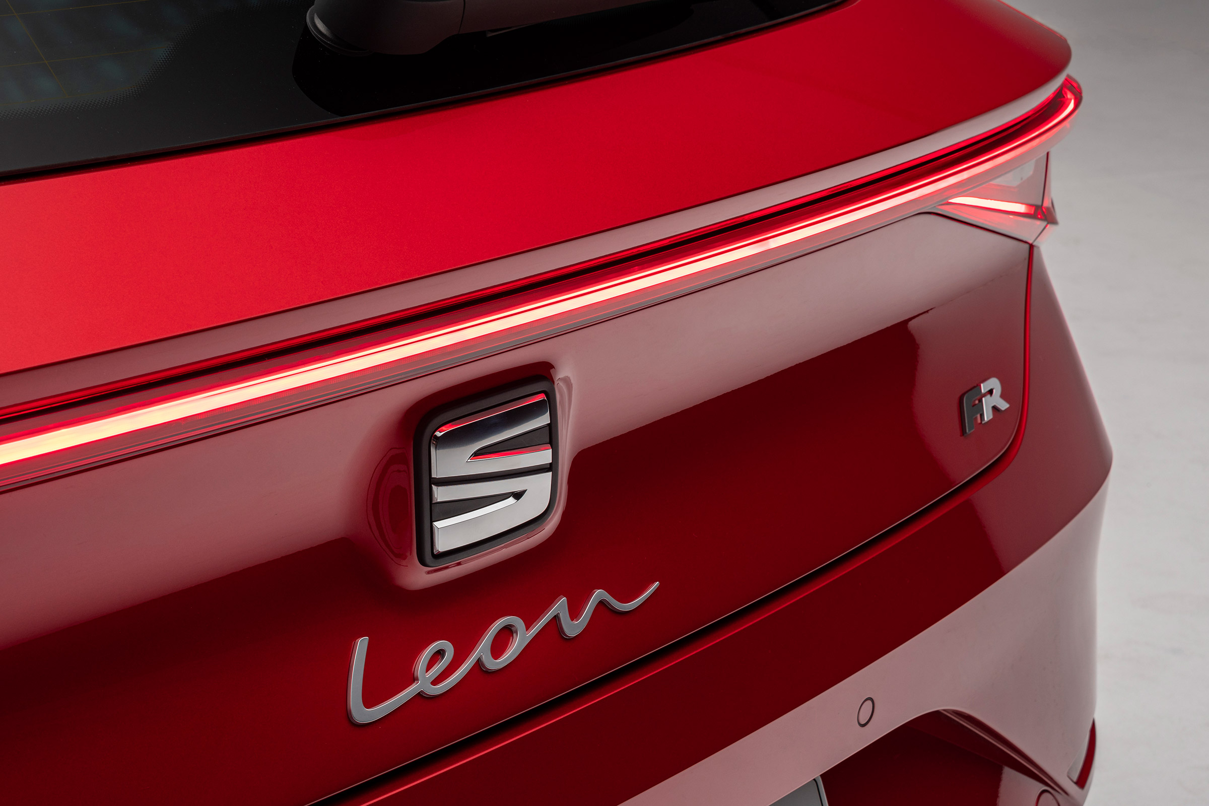 SEAT Leon - Leon badge