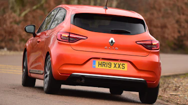 Renault Clio - rear cornering
