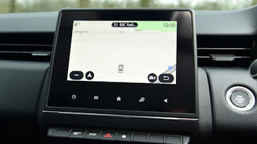 Renault Clio - sat-nav