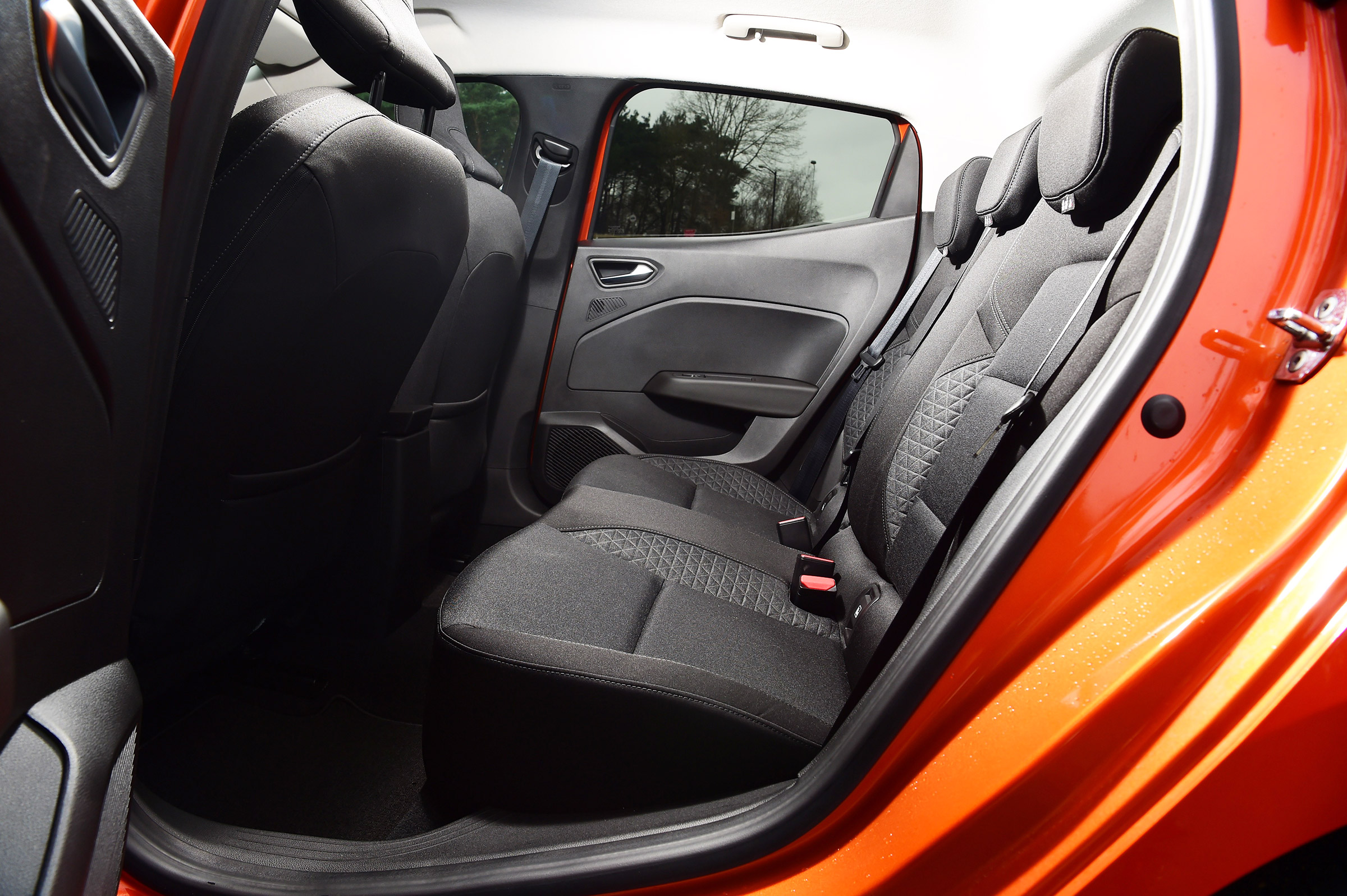 Renault Clio - rear seats