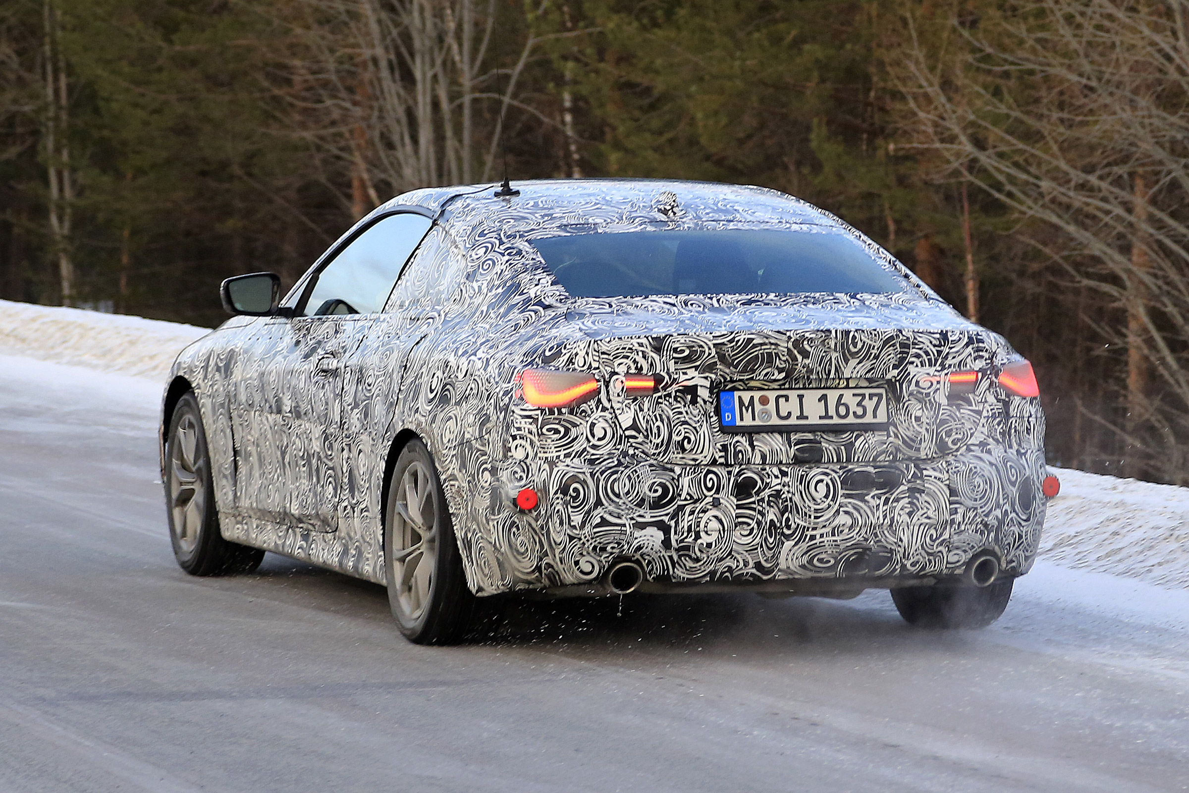BMW 4 Series - spyshot 7