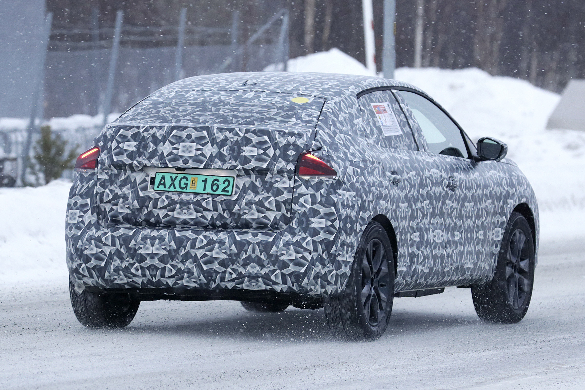 Citroen C4 Cactus replacement - spyshot 8