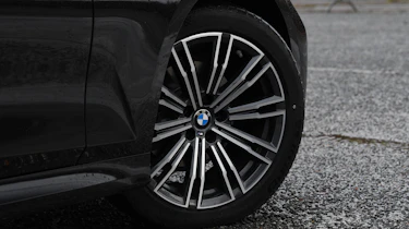 BMW 3 Series Touring - wheel