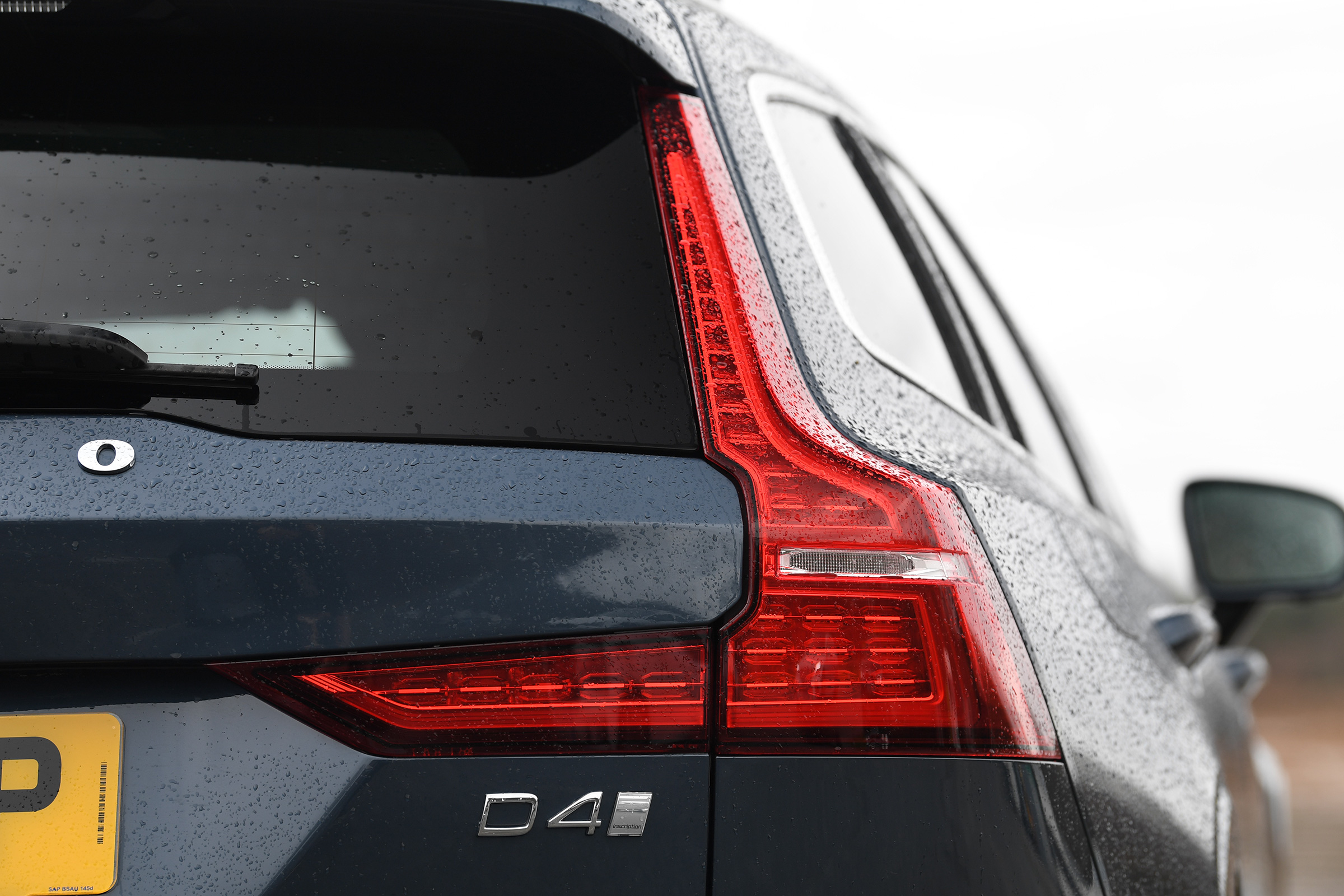 Volvo V60 - brake light