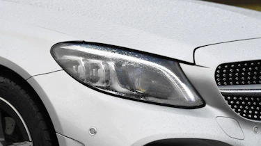 Mercedes C-Class Estate - headlights