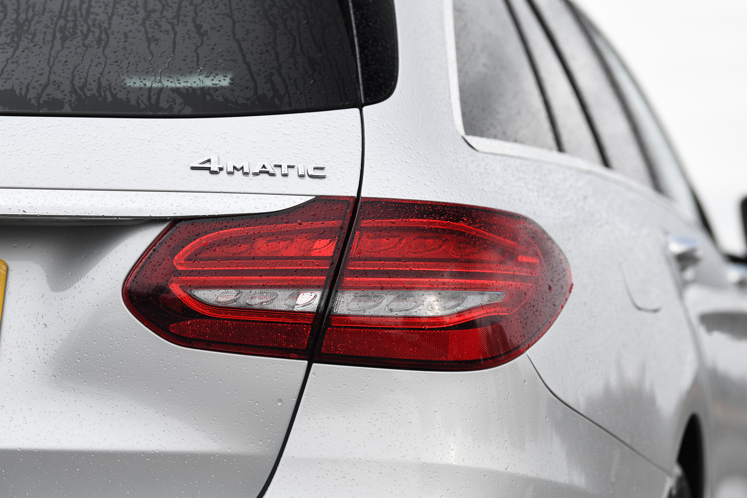 Mercedes C-Class Estate - brake light
