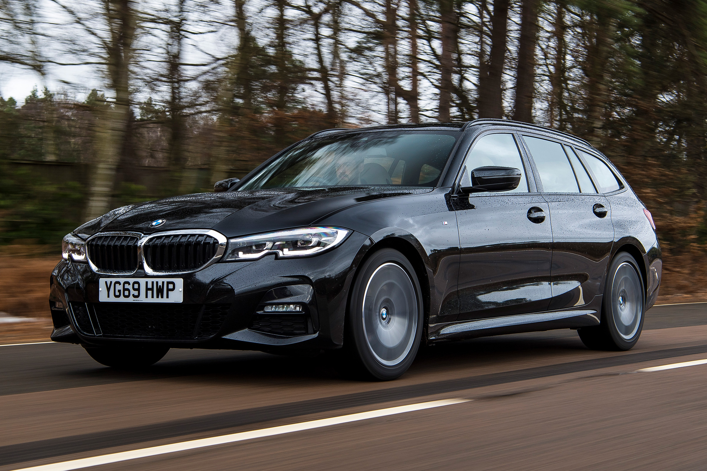 BMW 3 Series Touring - front tracking