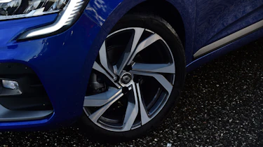 Renault Clio - wheel