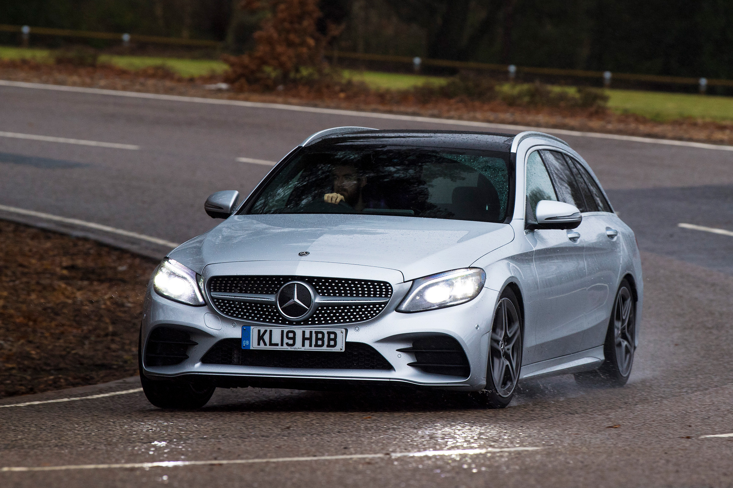 Mercedes C-Class Estate - cornering