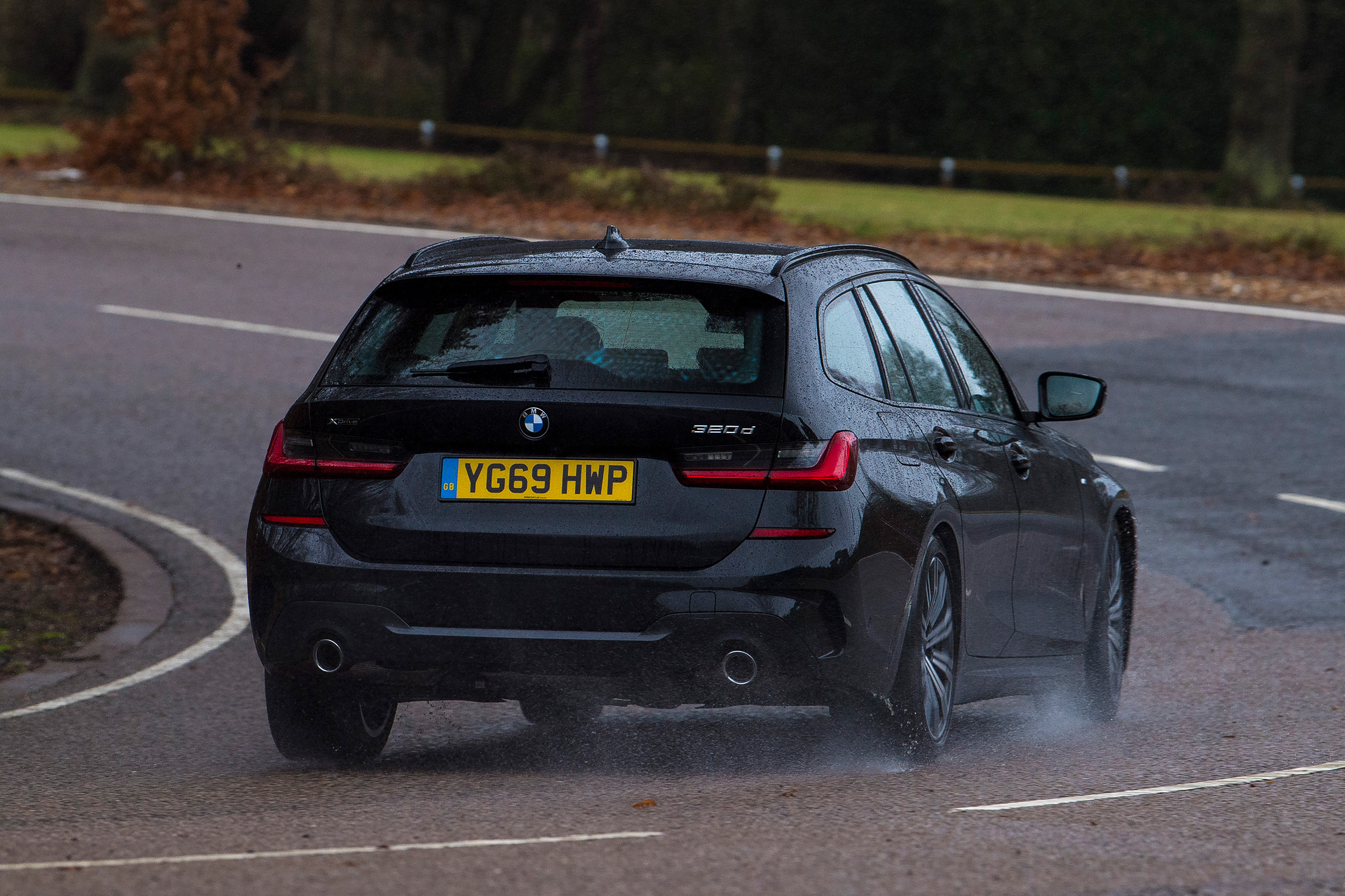 BMW 3 Series Touring - cornering