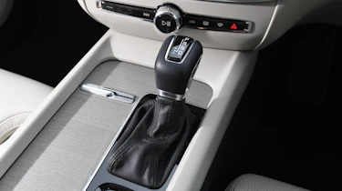 Volvo V60 - gearkob