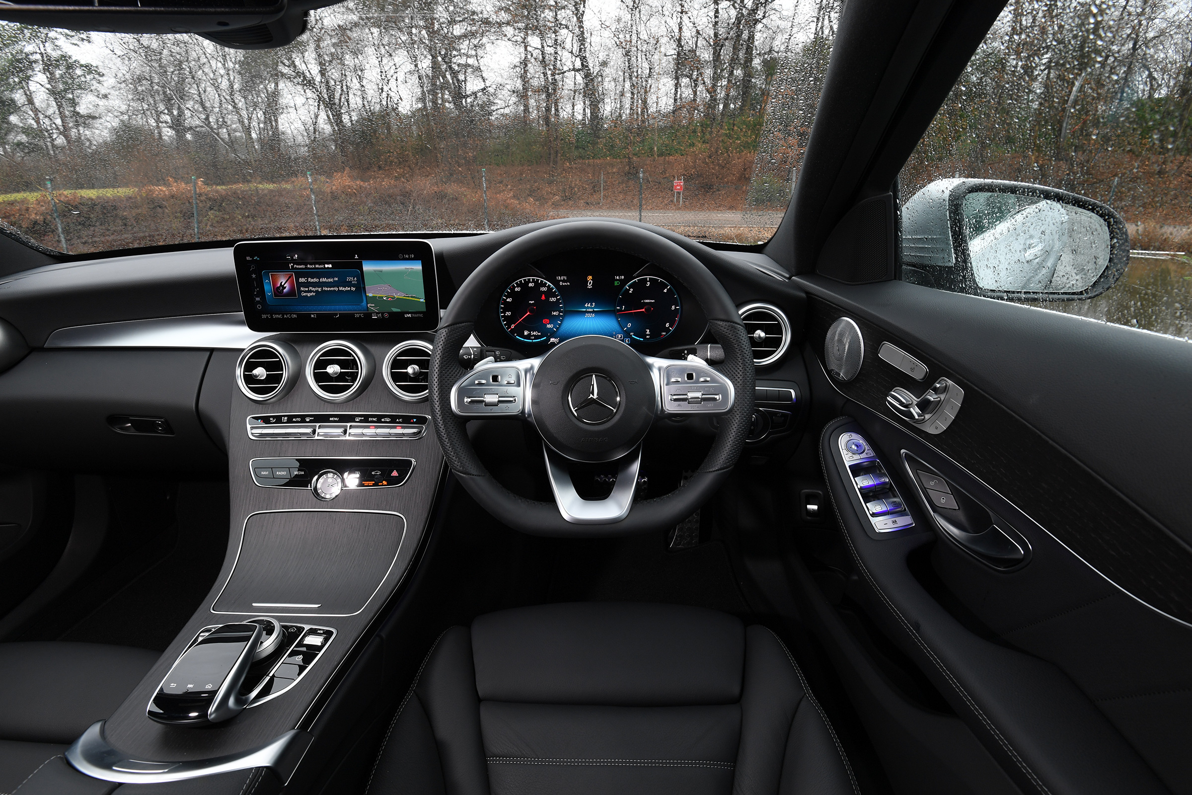Mercedes C-Class Estate - interior