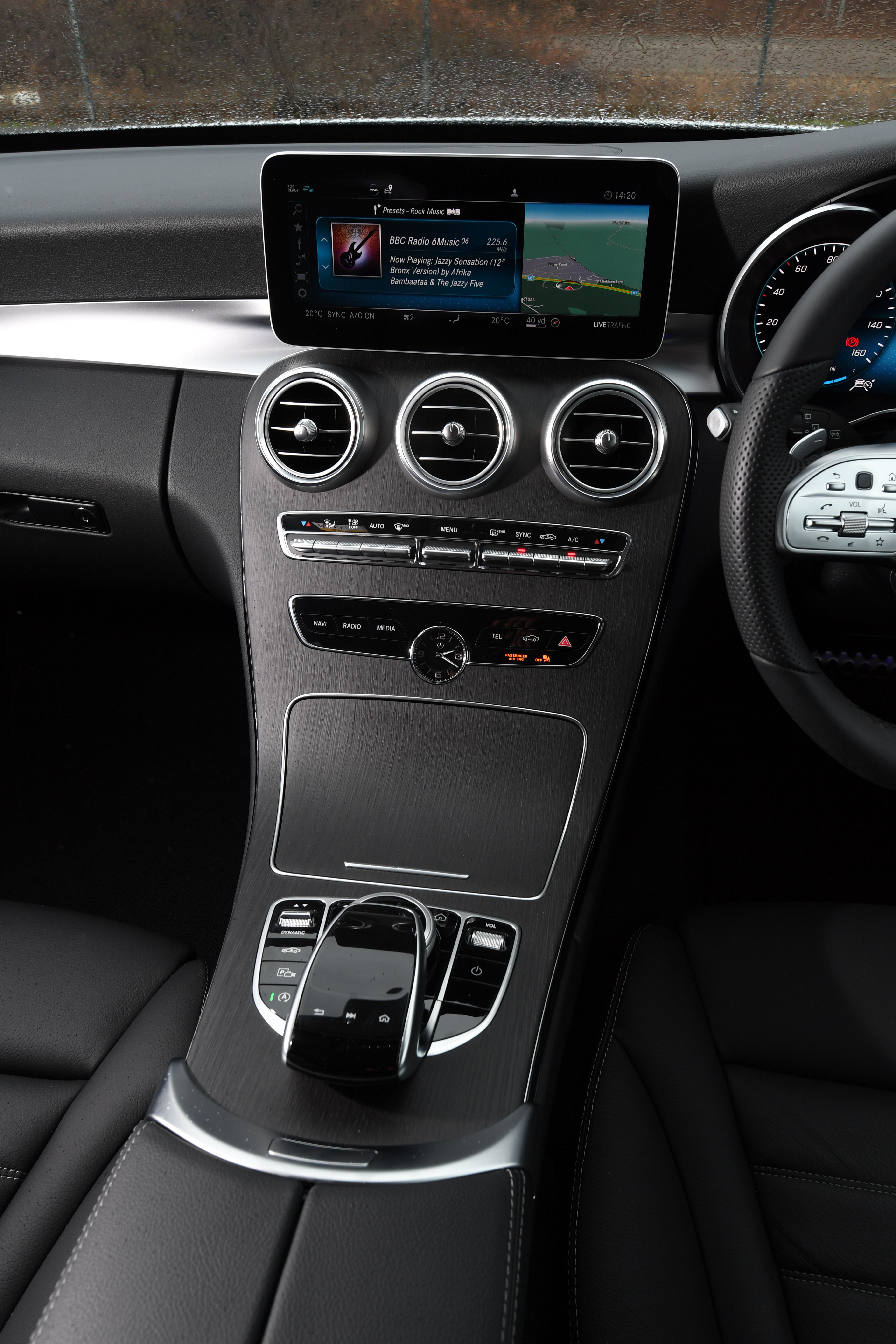 Mercedes C-Class Estate - interior