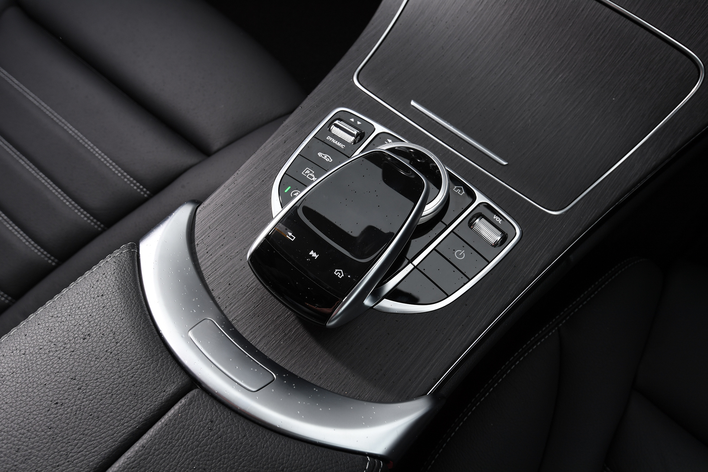 Mercedes C-Class Estate - controller