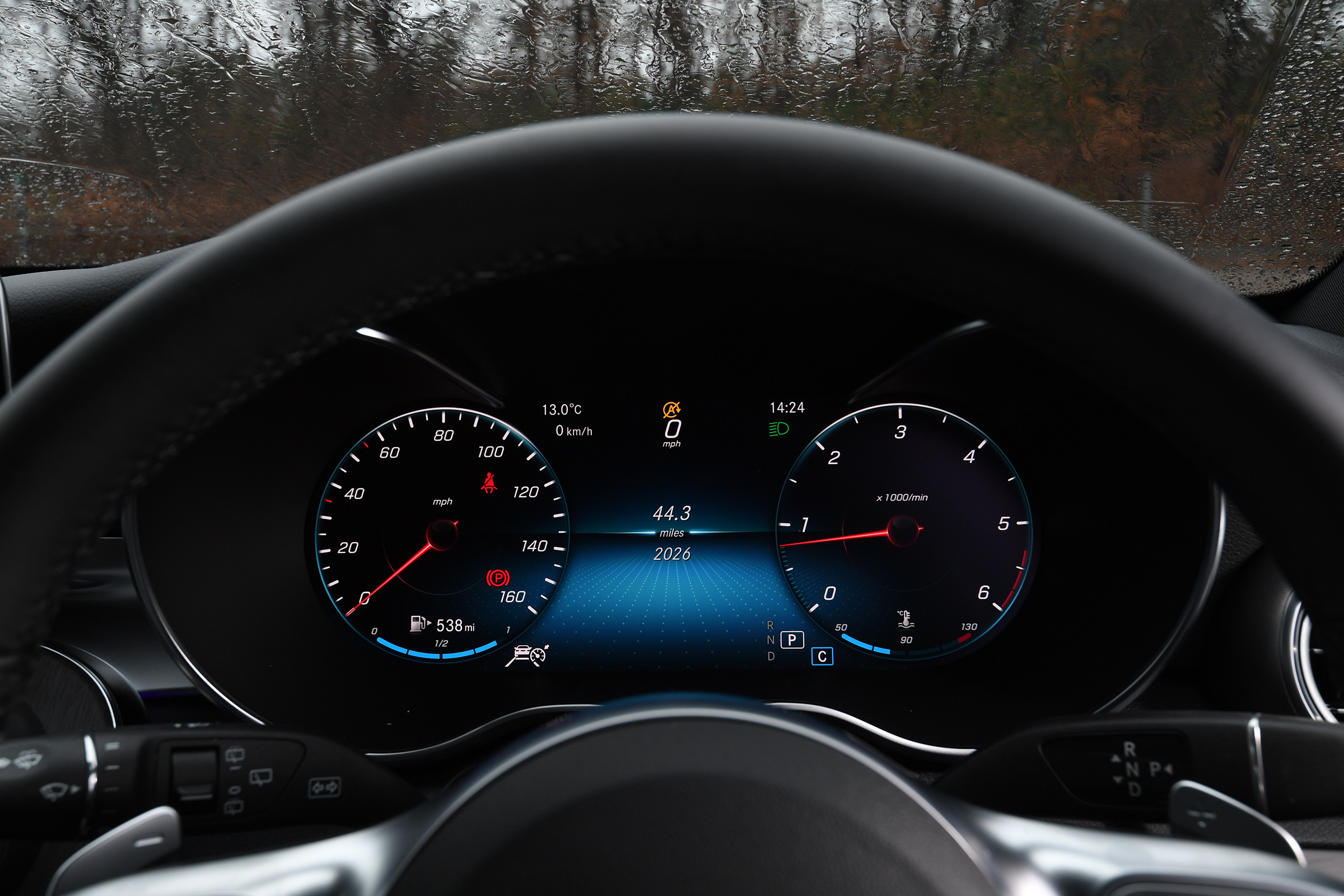 Mercedes C-Class Estate - dials