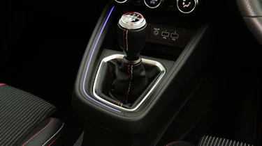 Renault Clio - gearbox