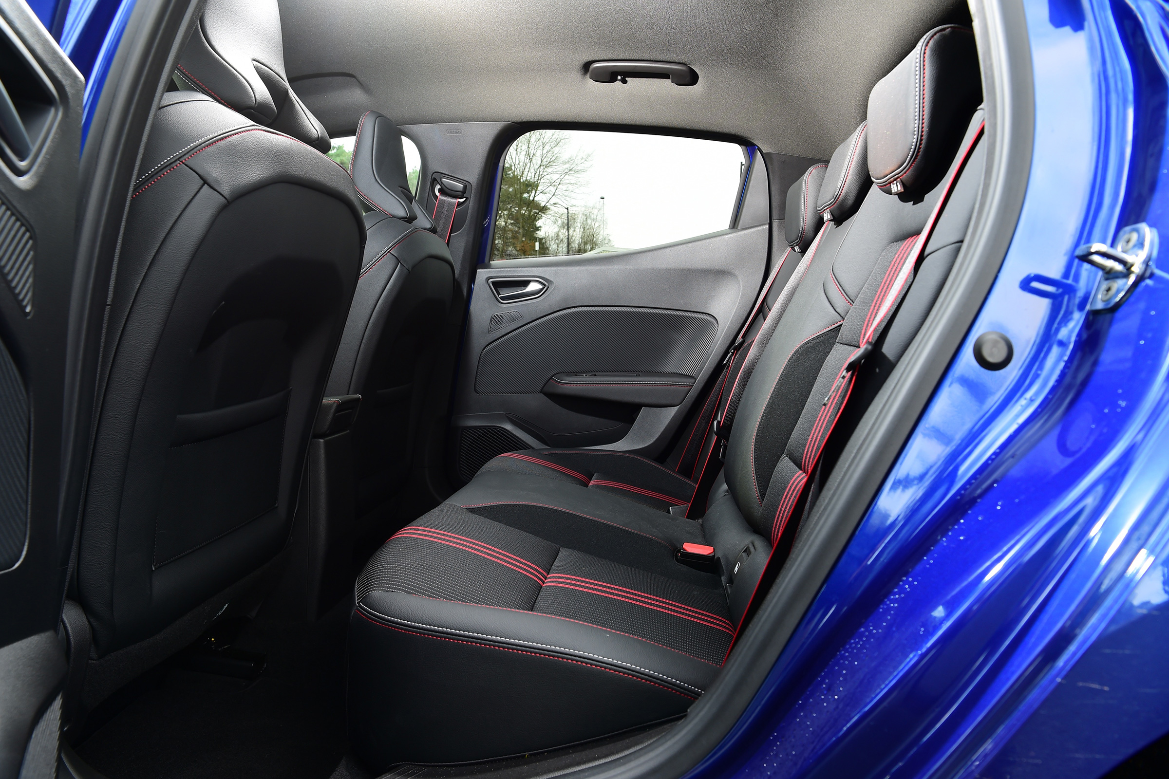 Renault Clio - rear seats