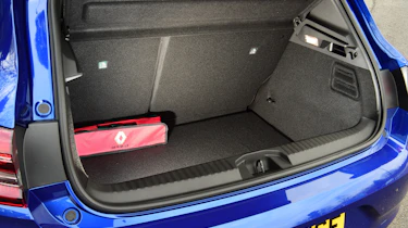 Renault Clio - boot