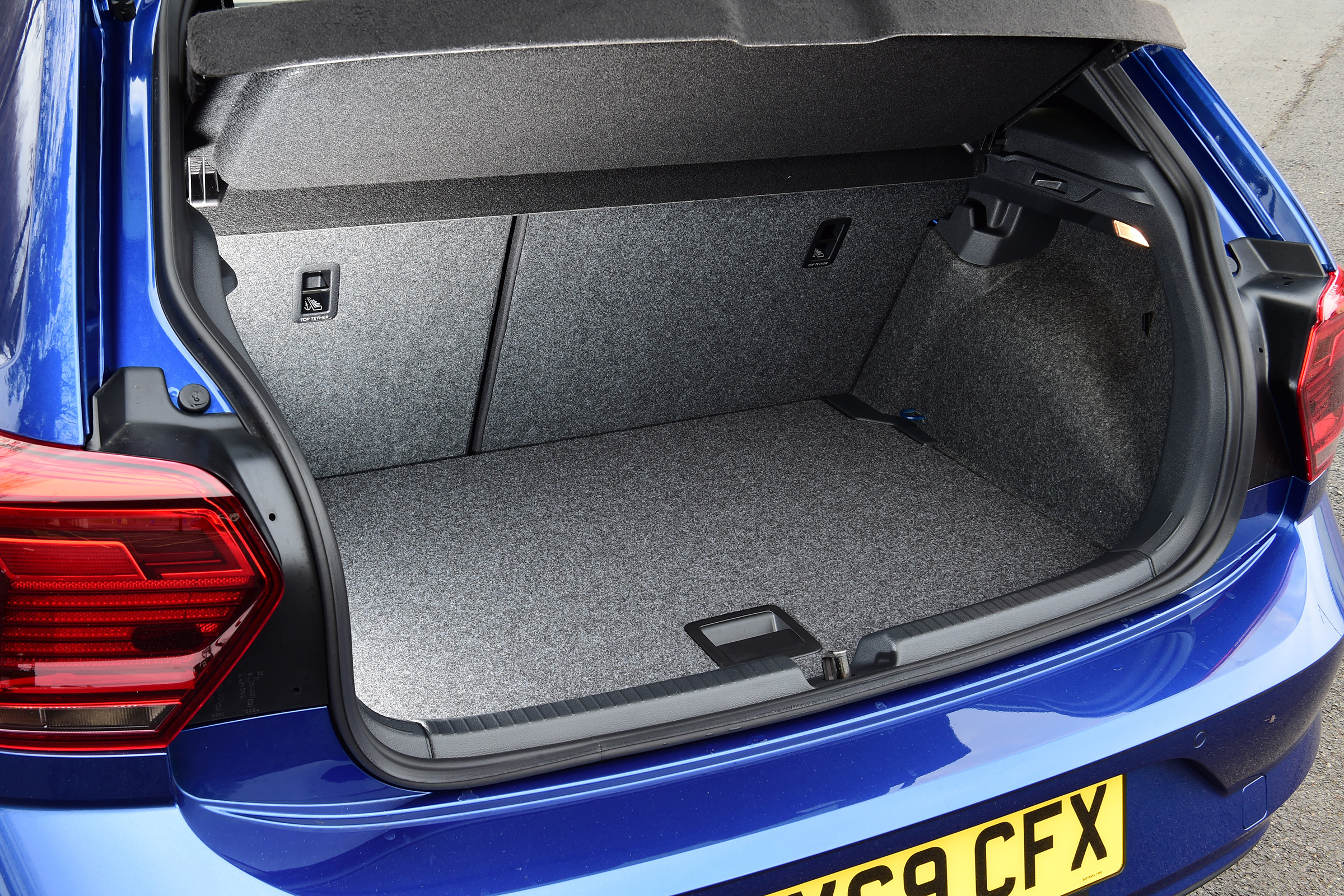 Volkswagen Polo - boot