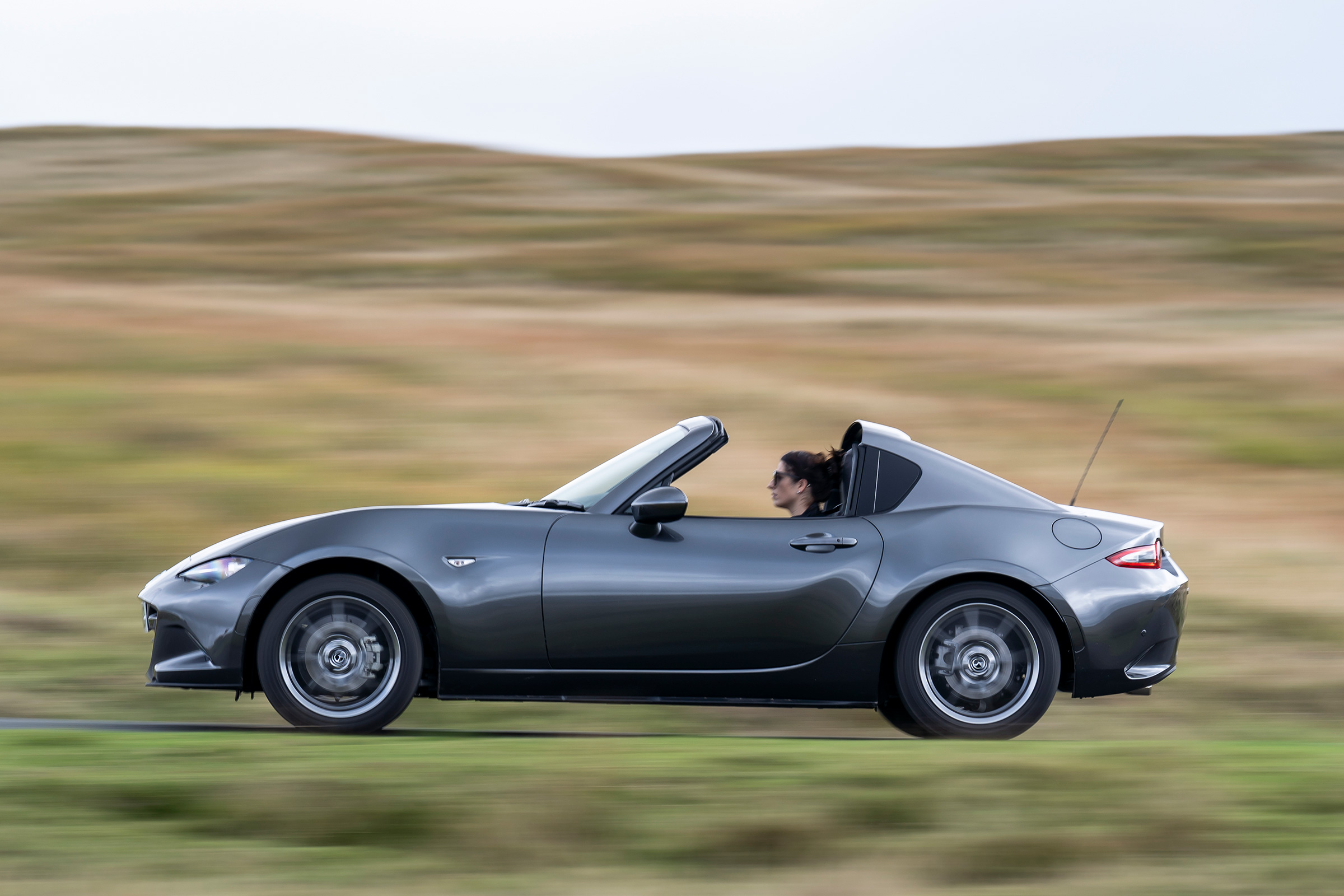 Mazda MX-5 2020 - side