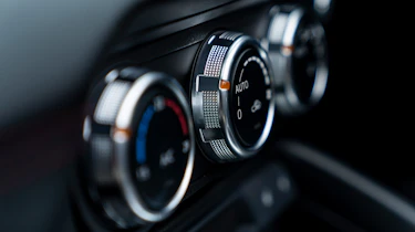 Mazda MX-5 2020 - interior