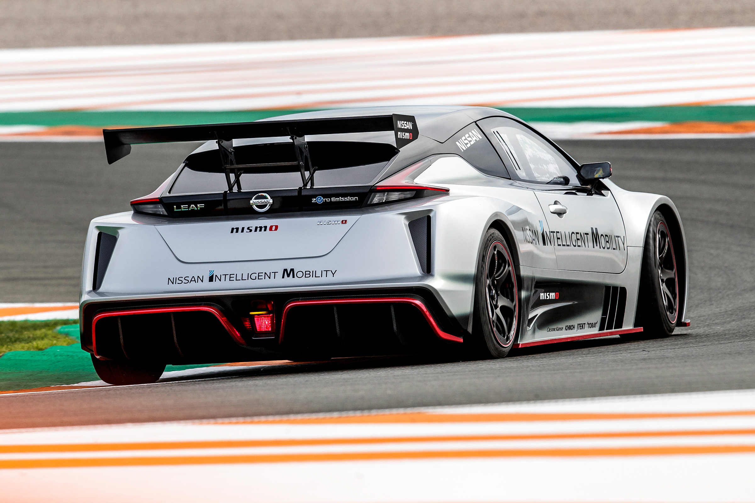 NIssan Leaf NISMO RC - rear