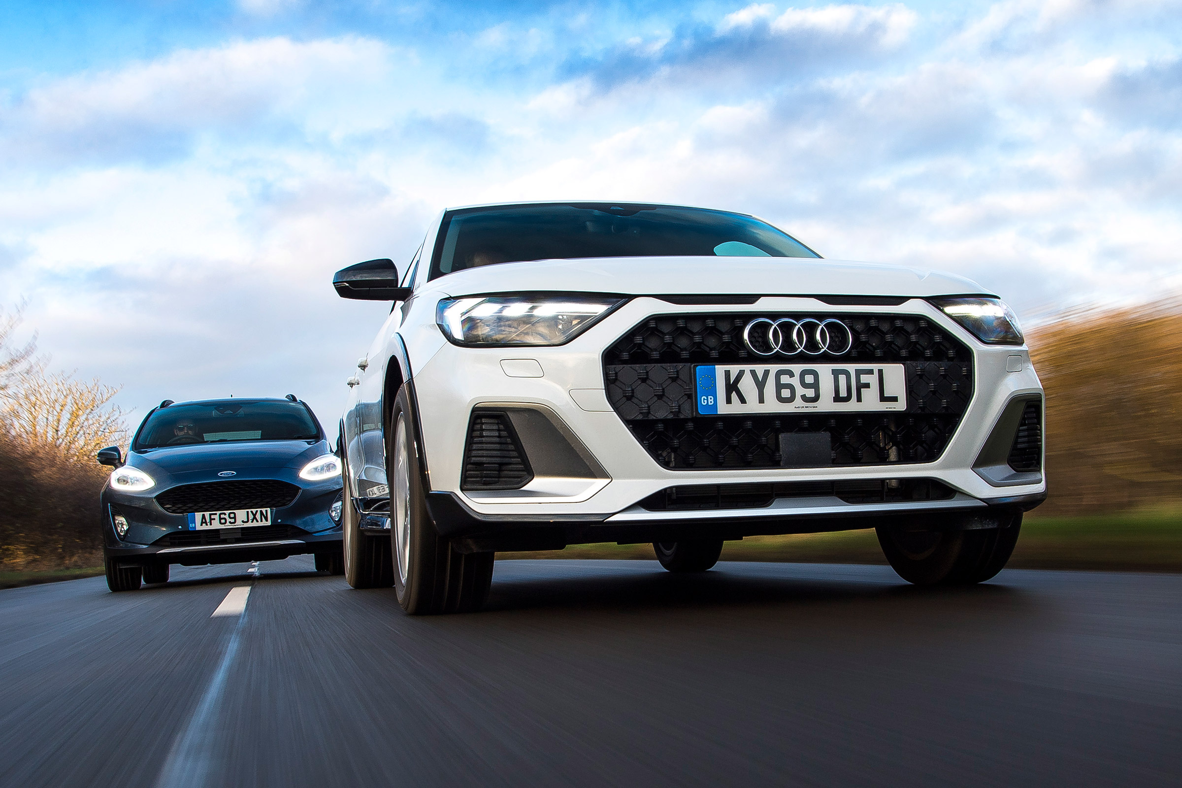 Audi A1 Citycarver vs Ford Fiesta Active - header
