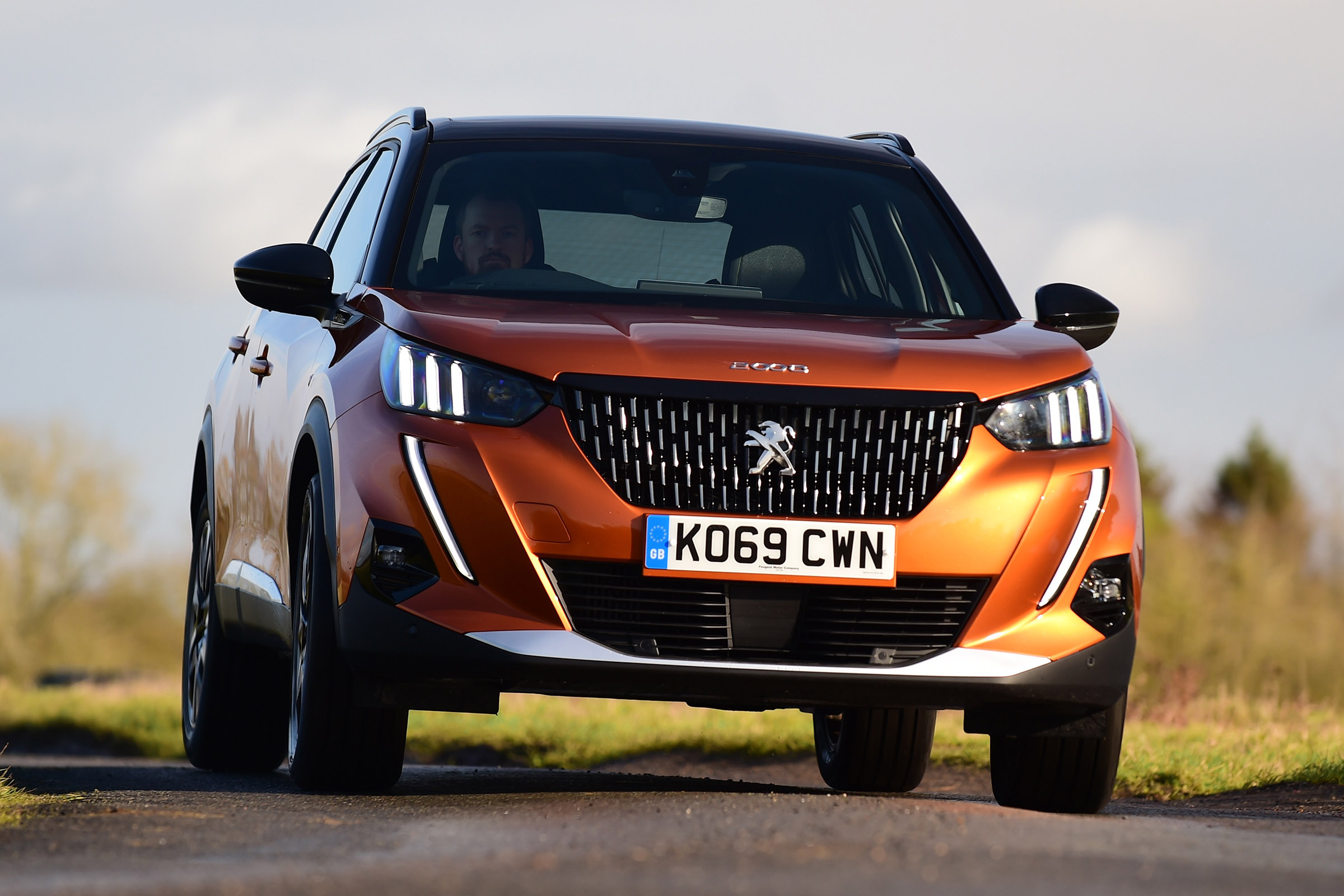Peugeot 2008 - front