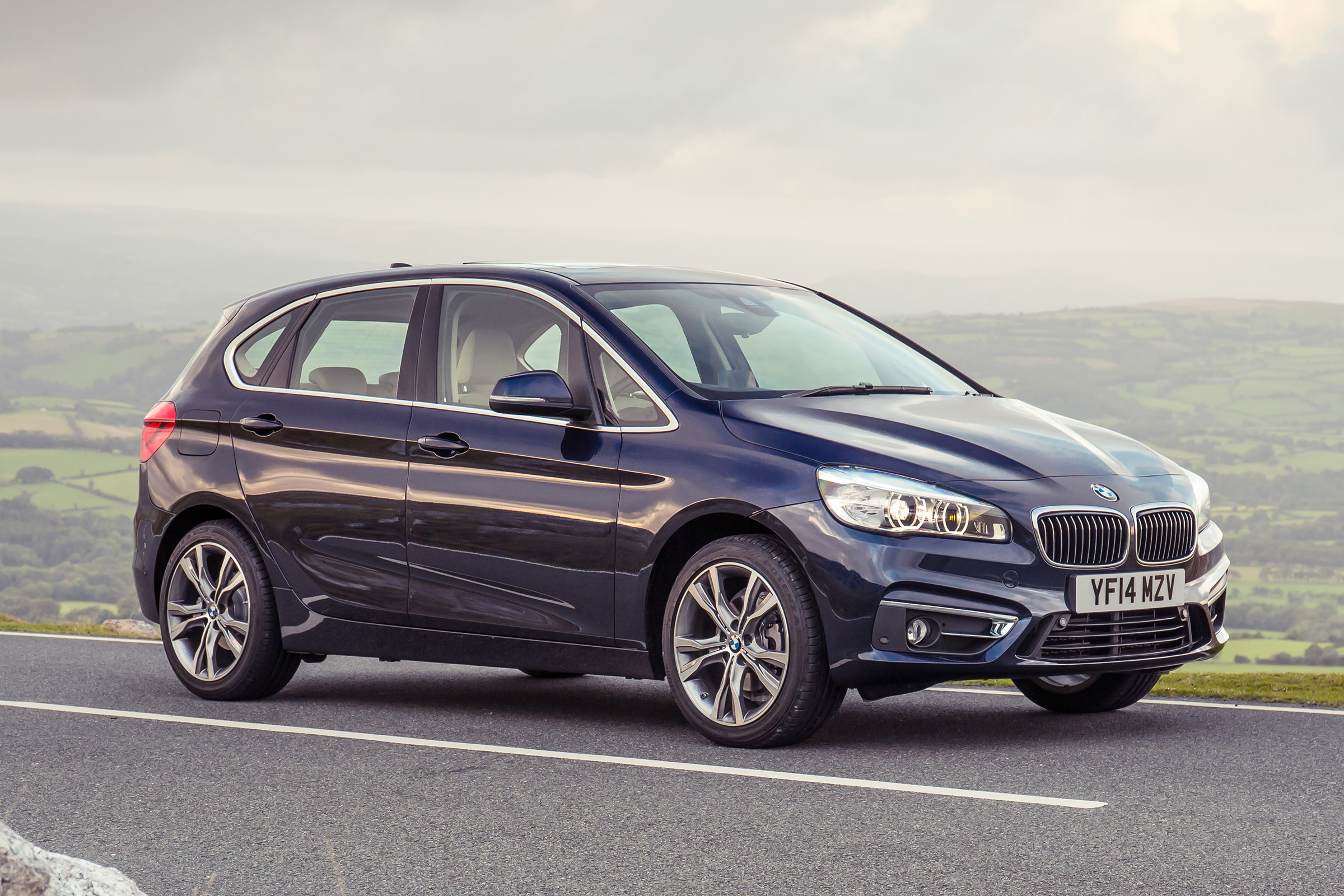 BMW 2 Series Active Tourer - front