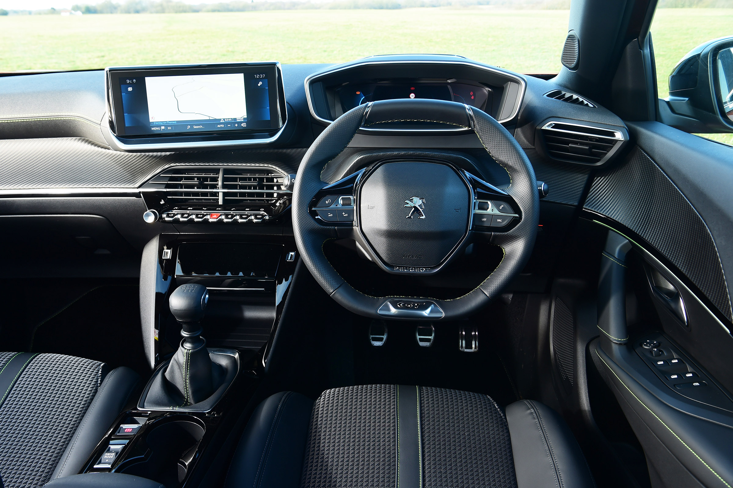 Peugeot 2008 - dash