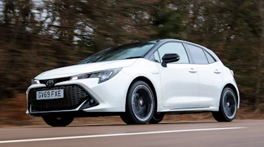 Toyota Corolla GR Sport - front tracking
