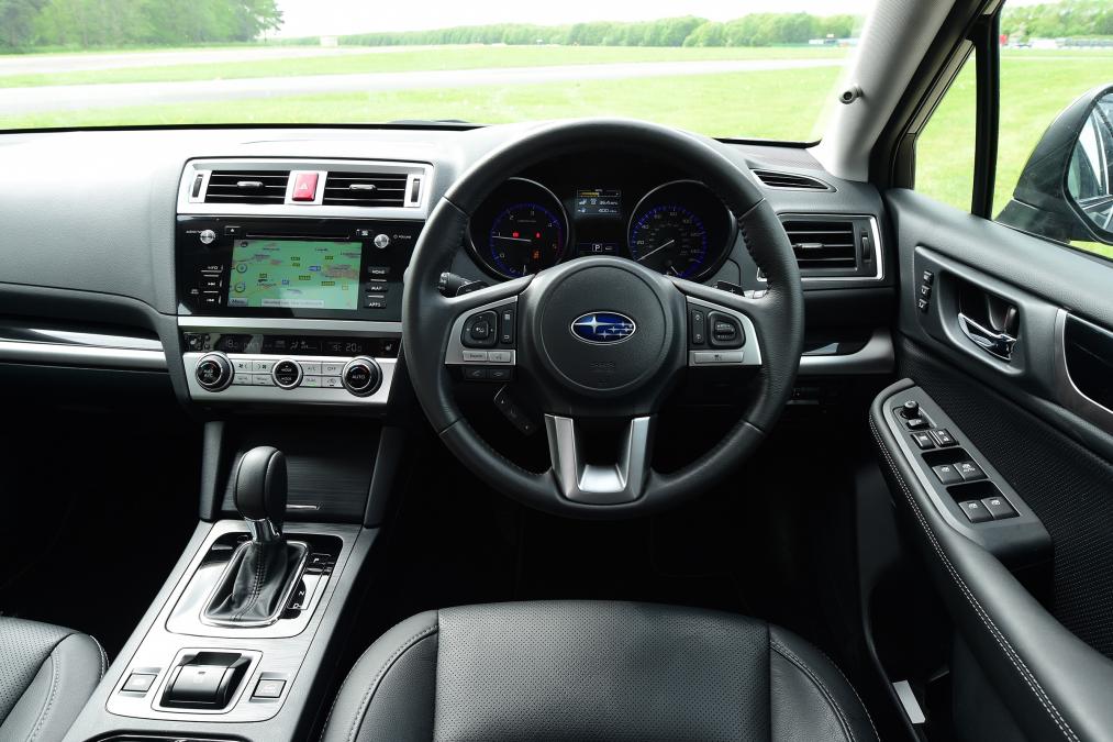 Used Subaru Outback - dash