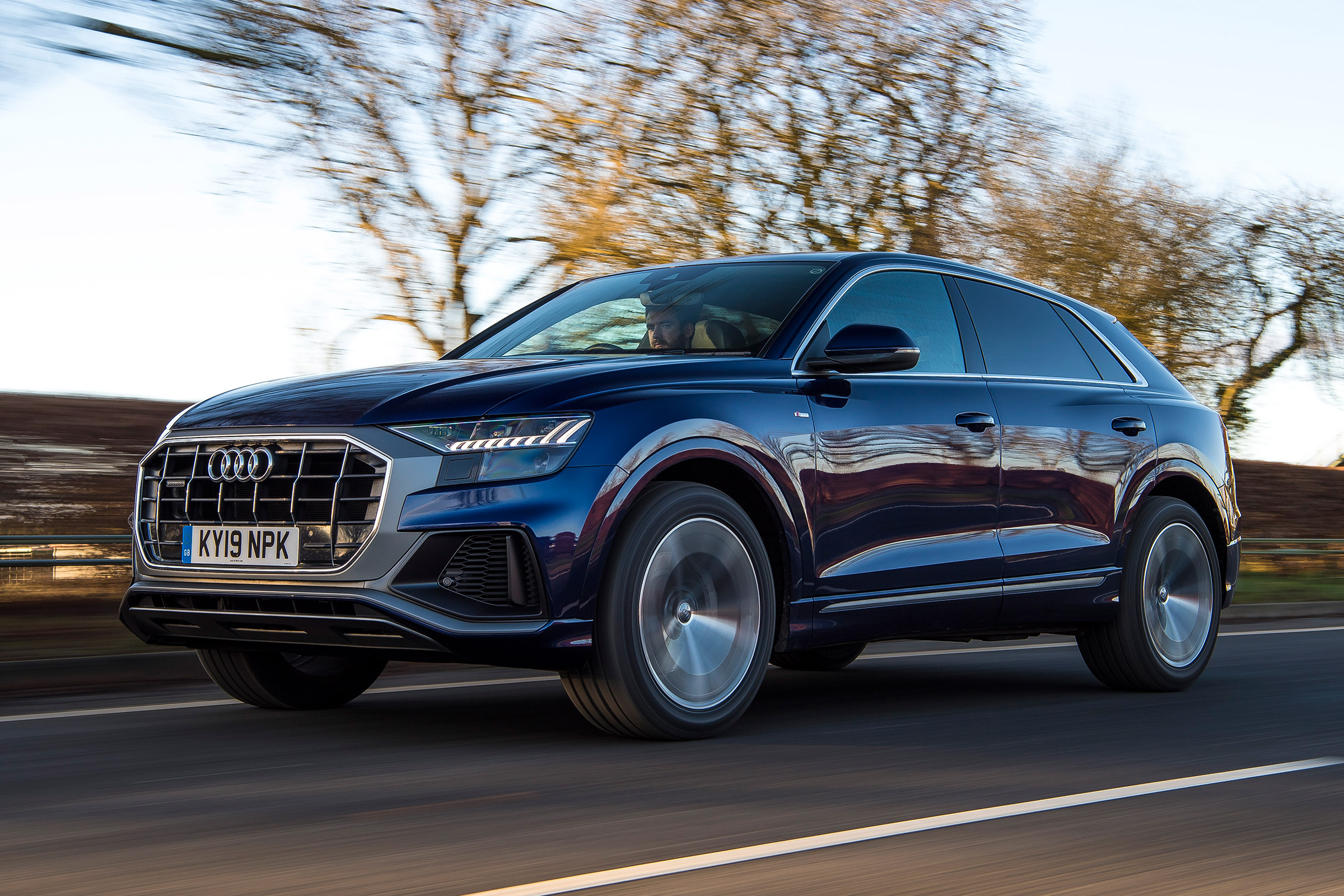 Audi Q8 - front