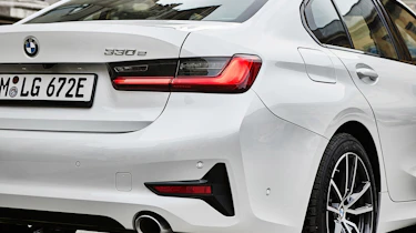 BMW 330e - rear