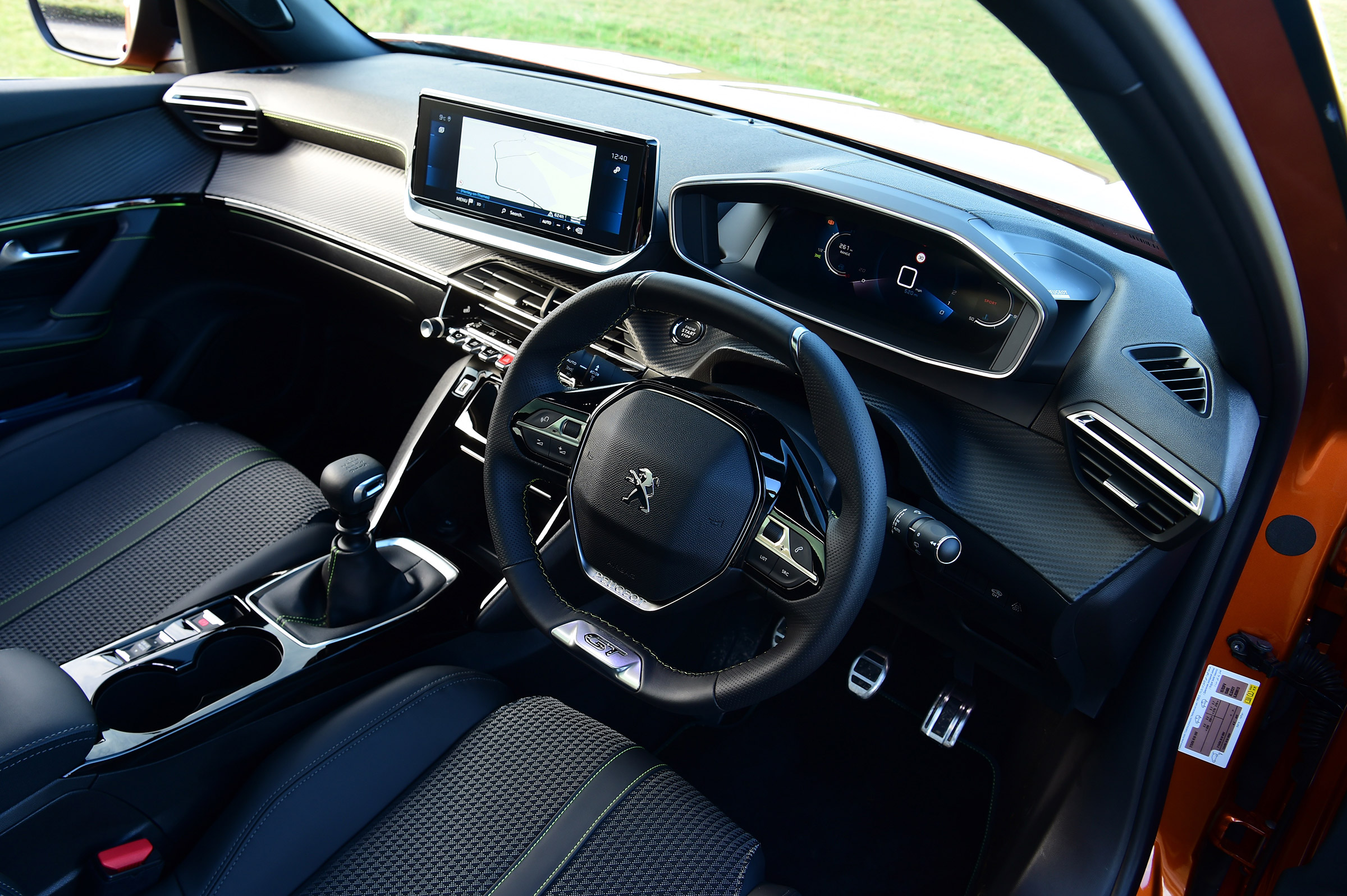 Peugeot 2008 - cabin