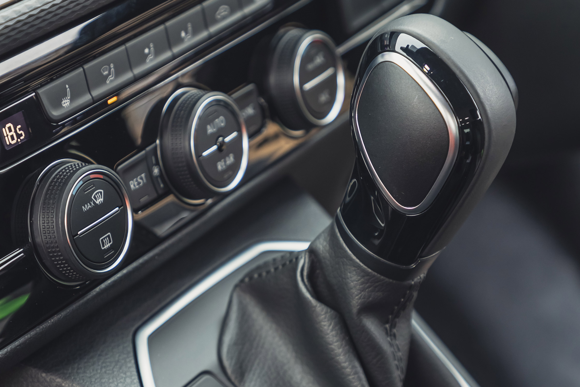 Volkswagen Caravelle - transmission