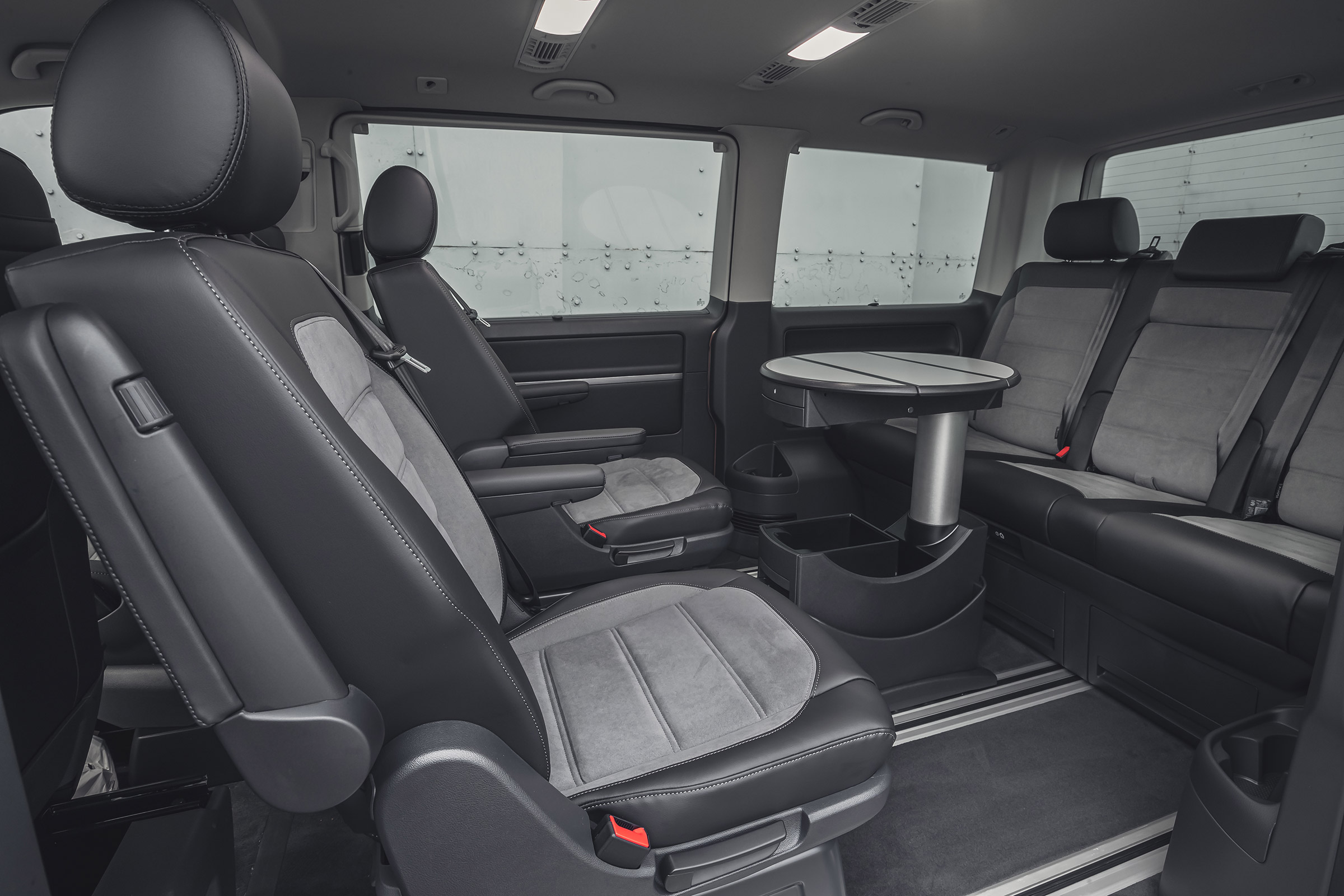 Volkswagen Caravelle - rear seats