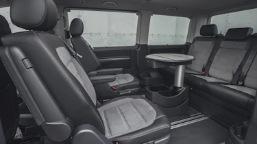 Volkswagen Caravelle - rear seats