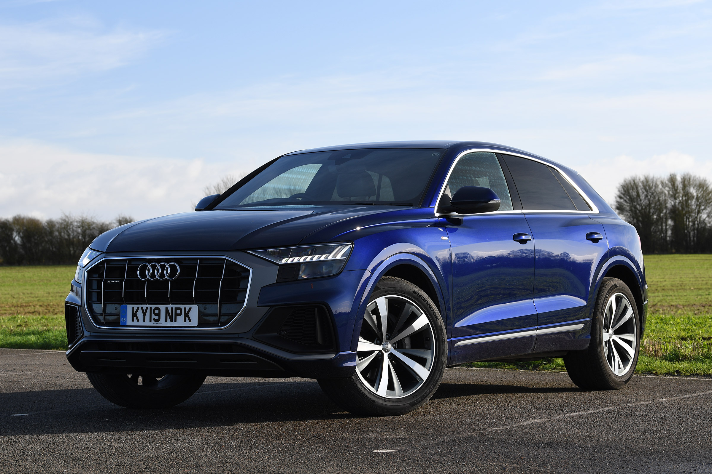 Audi Q8 - front static