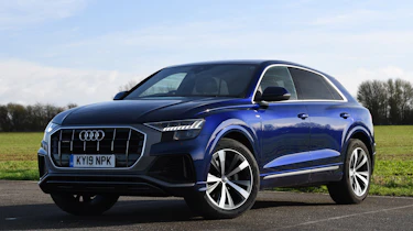 Audi Q8 - front static